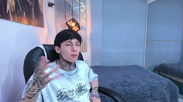 Chatroom XXX en direct de Cry_thereal