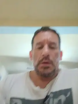 hernan198on Live XXX chat