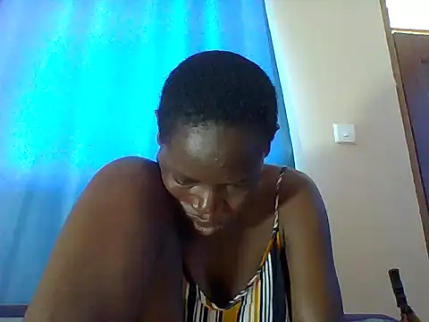 Chat XXX ao vivo de Blacksexyqueen24
