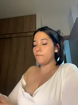Nhefertary élő XXX-chatje