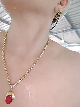 Minh-chau- Live XXX Chat