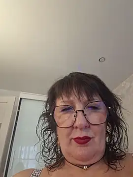 LaliaMia Adlı Modelin Canlı XXX Sohbeti