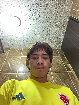 Chat +18 de Ronny_Hot12 ao vivo