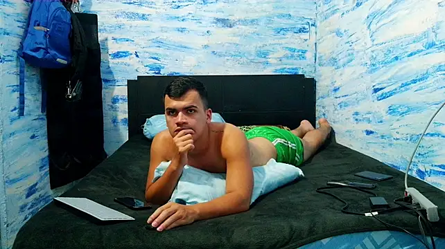 Coney28's Live Chat Room