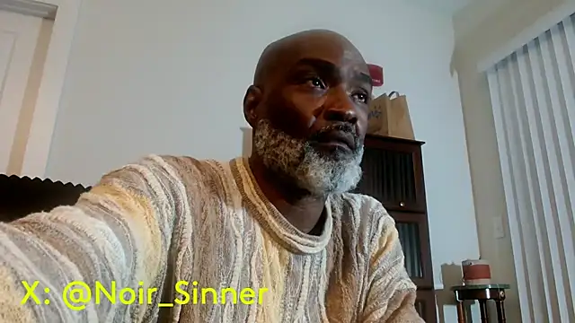 sinnernoir's Live XXX Chat