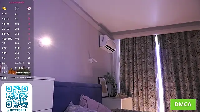 LizbethGee Adlı Modelin Canlı XXX Sohbeti