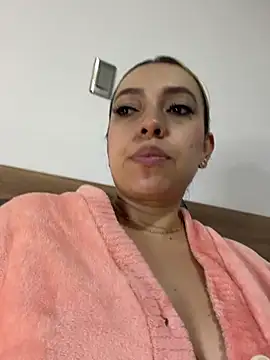Chat XXX en directo de Moon_Blake