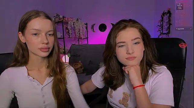 צ'אט XXX בשידור חי של khloebeauty