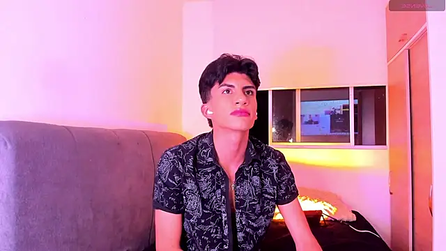 Czat XXX na żywo – Erick_Velveth