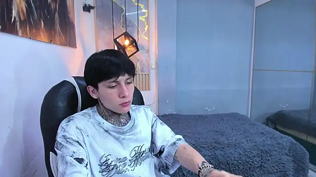 Cry_thereal Chat XXX in diretta
