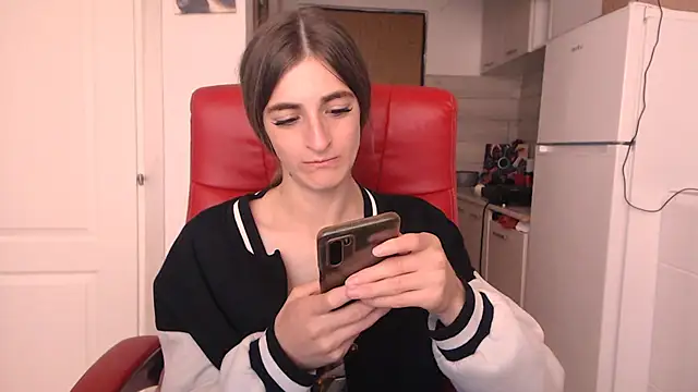 simyhvn Adlı Modelin Canlı XXX Sohbeti