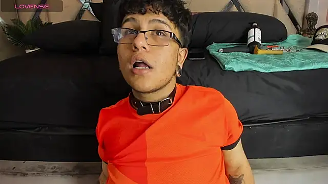 Bill33_ লাইভ XXX চ্যাট