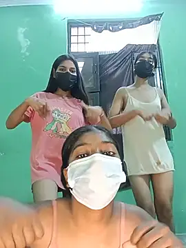 queen_queen Show in webcam
