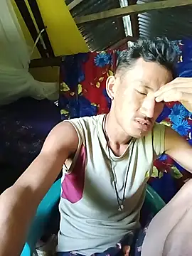 Indian_desiboy Adlı Modelin Canlı XXX Sohbeti
