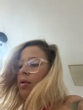BluEyesKate's Live XXX Chat