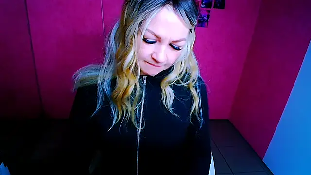 Baddy_Girl_ Live XXX-chat