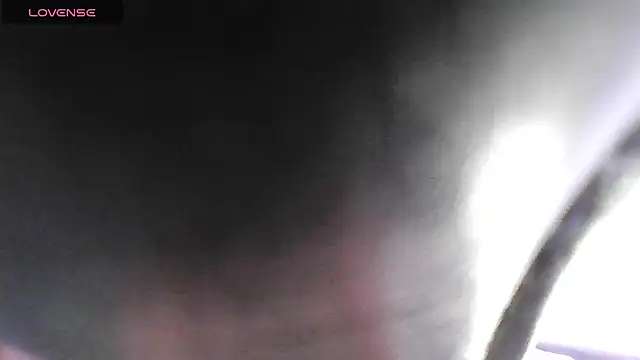 צ'אט XXX בשידור חי של David_storm