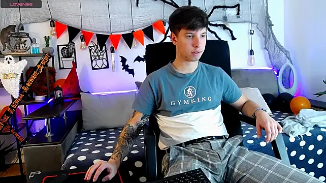 ThomasEdisonn Live XXX-Chat