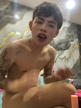 XXX chat uživo modela phillie777_
