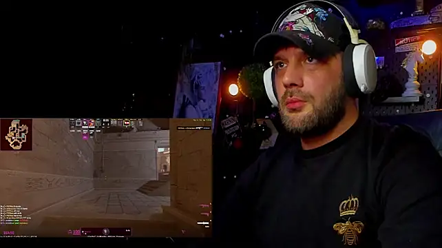 LexHardy Chat XXX in diretta