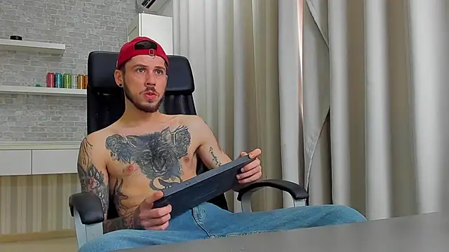 JonahShaw Live XXX Chat