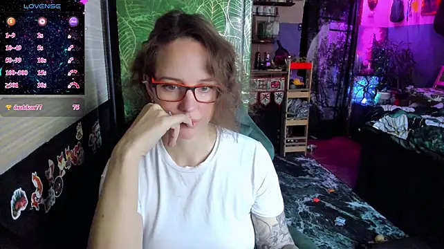 Онлайн чат XXX LisaFoxy_y