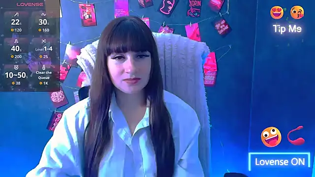 Chatroom XXX en direct de Violla_My
