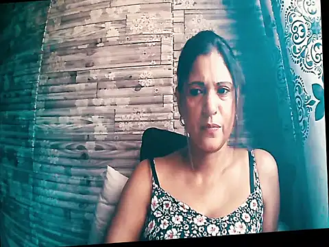 XXX chat uživo modela indianlusyy
