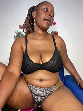 Pretty_Selina1's Live XXX Chat
