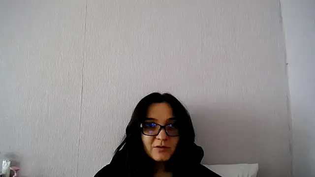 Shiny_gine Chat XXX in diretta