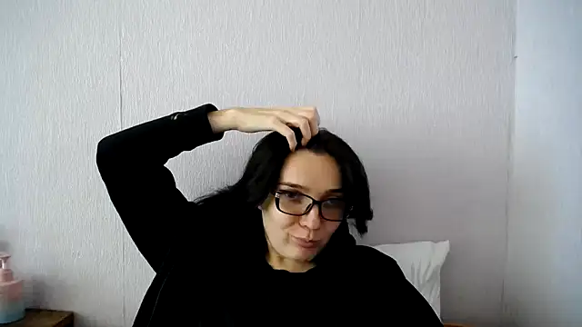 Shiny_gine's Live XXX Chat
