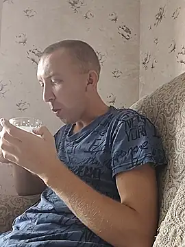 XXX chat uživo modela _uncle_Mitya-43_