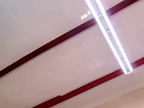 XXX chat uživo modela MatureNesh