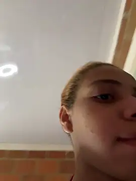 Czat XXX na żywo – yumi_hanna