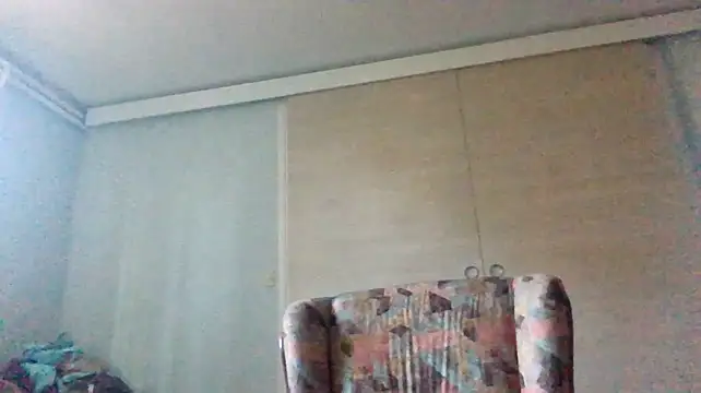 jyl151's Live Chat Room