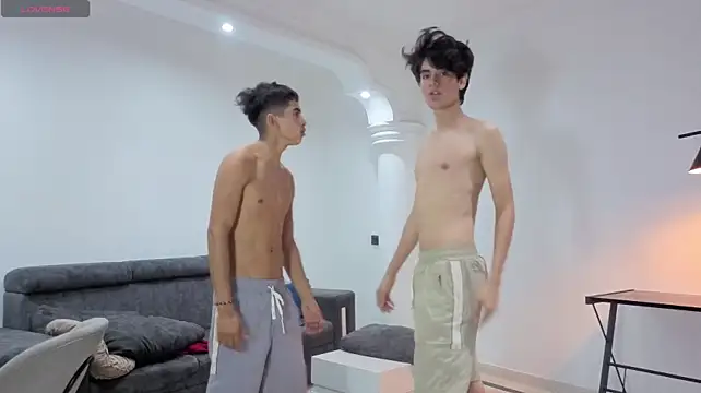 Chat XXX en directo de hot_house1