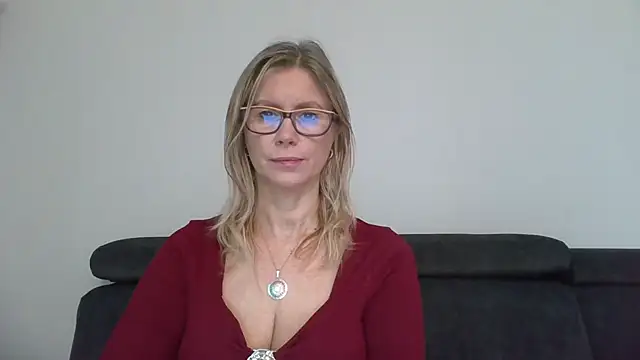DoreenSexy's Live Chat Room