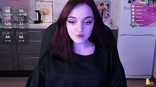lina__tyaaan's Live XXX Chat
