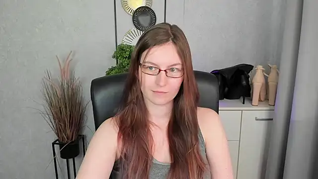 Chat +18 de emmaxDelight ao vivo