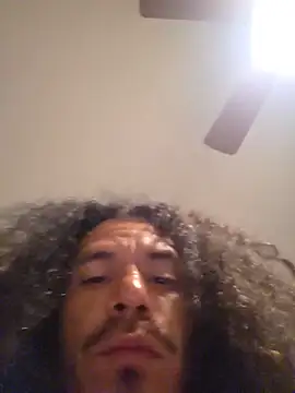 Mr_Handsome_69's Live Chat Room