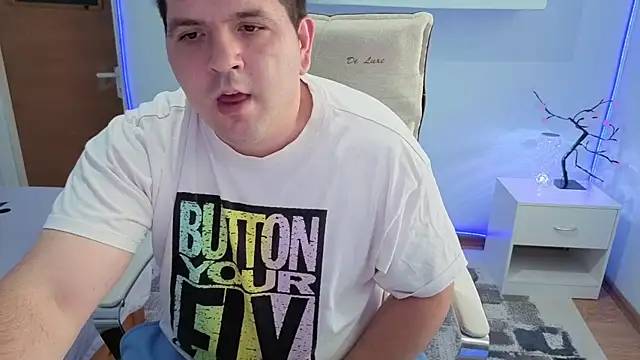 JasonJacks Adlı Modelin Canlı XXX Sohbeti