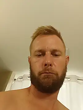 Czat XXX na żywo – FLAcloudydick