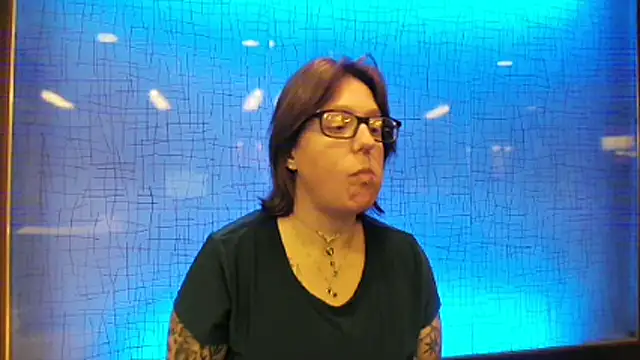 Rubygirl6 live XXX chat