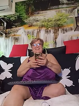 QueenPammy1 Live XXX-chat