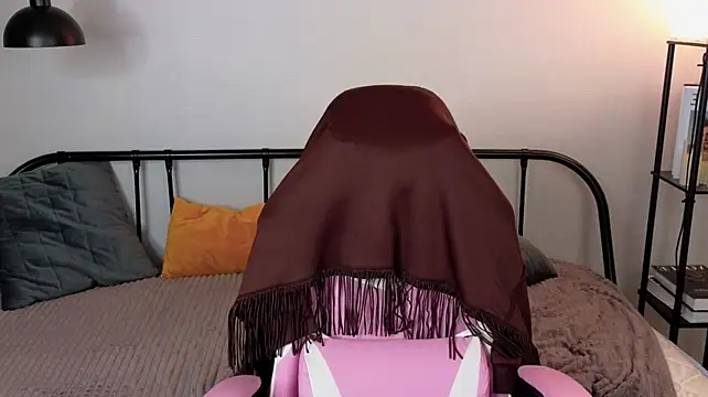 دردشة AngelaMoorre الجنسية المباشرة