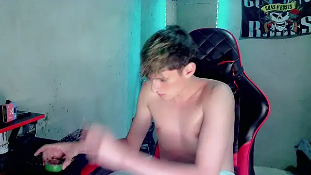 Jason_Toddhot Adlı Modelin Canlı XXX Sohbeti