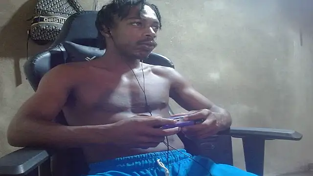 Živý XXX chat Larry-n-clouds