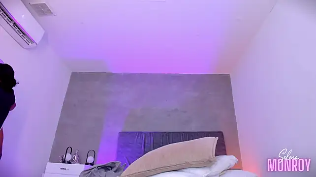 selena_monroy – Naživo XXX chat