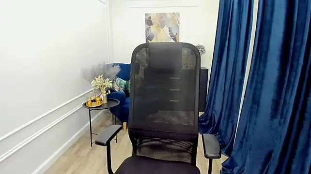 Sinty_Devis Live XXX-Chat