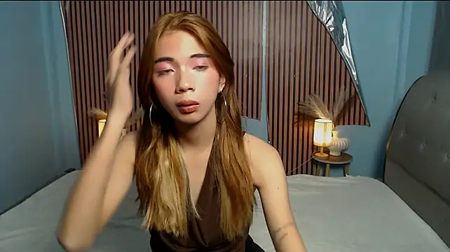 แชท XXX สดของ horsecock_levita